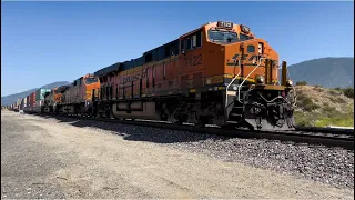 Mega Monster X 2 Stack Train. 6 DPU’s! BNSF H1 1106! 4KHDR