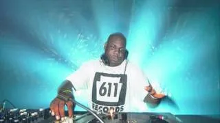 Carl Cox LIVE@SPACE IBIZA ESSENTIAL MIX 2005