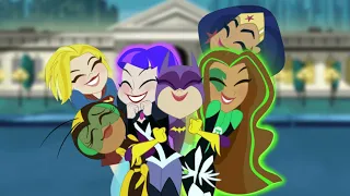 DC Super Hero Girls: Frenemies - Friendship & Animosity Go Hand In Hand (CN Games)