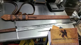 Unboxing the German Executioner Sword from Darksword Armory