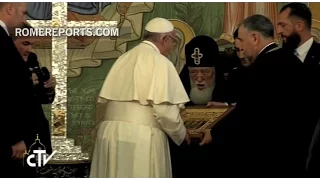 El Papa propone al Patriarca Ortodoxo de Georgia mejorar las relaciones