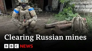 Russia's minefields holding up Ukraine's counter-offensive - BBC News