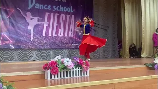 Усенжан Радмилла танец "Гули Райхан".