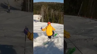 Горные лыжи. Могул. Mogul skiing.