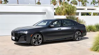 BMW i7 xDrive60 in Frozen Deep Grey Metallic - Product Info - 2023