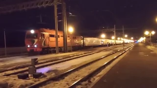 Тепловоз ТЭП70БС-084 отправляется с поездом №648 Минск - Гомель