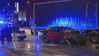 Crash leads to shooting in South Loop, police say