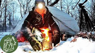 🪓 Одиночный поход зимой с ночевкой в палатке 🍳 Готовлю пельмени 🔥 Бушкрафт в лесу