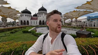 What is Banda Aceh Like? The Indonesian City Under Sharia Law 🇮🇩