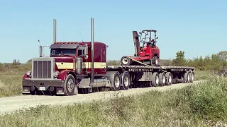 BACKING BLINDSIDE B-TRAIN TRAILERS IN ONE SHOT INTO TRAFFIC!!