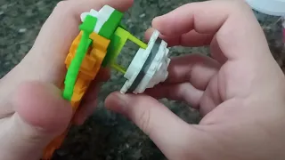 Como montar lançador Beyblade primeira geração Battle Tops, Top Pião( How build first gen lancher)