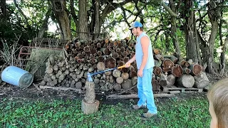 How Not To Hand Split Firewood (A Splitting Newbie)