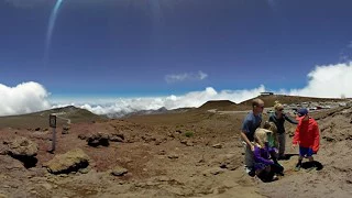 Haleakala Summit hilltop view - a 4k 3D 360° VR (VUZE 3D VR)