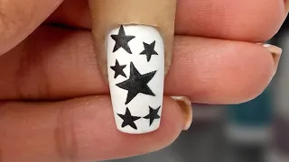 COMO HACER ESTRELLAS EN LAS UÑAS /SÚPER FÁCIL Y RÁPIDO/ PRINCIPIANTES😯⭐️