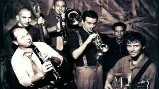 Hot Jazz Band - Marcipán, virág és koktél