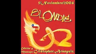 BLONDIE live Chile 2004 "Hanging On The Telephone"