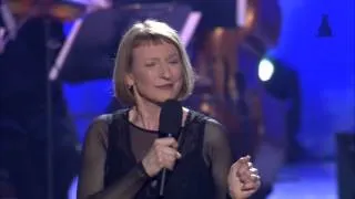Dagmar Manzel and the "Orchester der Komischen Oper Berlin" at TEDDY AWARD 2014