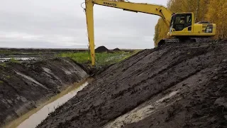 Ditch Cleaning Long Reach Excavator