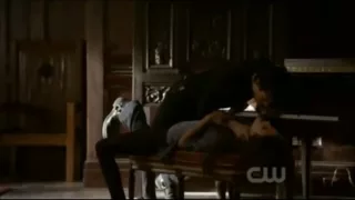 The Vampire Diaries Trailer - Season 2