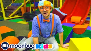 Blippi Visita um Parque Coberto (Kinderland) | Melhores Episódios de @BlippiPortugues | 1 HORA