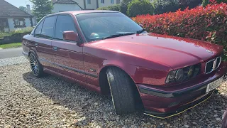 BMW E34 5 series M50b20 Engine Cylinder Head Clean before Rocker Cover Gasket Change. engine refurb