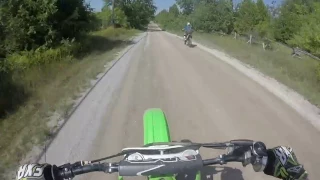 2002 kx 125 top speed run. (108 kpm or 67 mph)