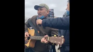 На митинге в Алматы народ на пределе