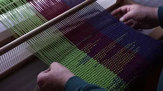 2 colour clasped weft on a rigid heddle loom