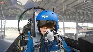 Wonderful performance by Chinese female pilot piloting J-10 fighter jet