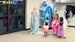 Birthday party with Elsa. Dress code princess . It is so funny and so beautiful.