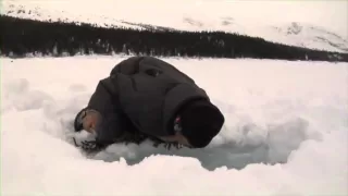 Ice Fishing Char Inuit Style - Adventures North