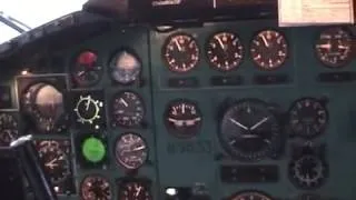 Ту-154м 85633: Полёт на север / Tupolev Tu-154: Flight to the North (cockpit view)