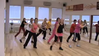 Zumba - Mueve La Colita