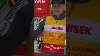 🥺 Anze Lanisek przyniósł Dawida Kubackiego na podium PŚ