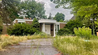 Amazing ABANDONED 1980’s Custom Dream House Stuck in Time