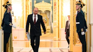 Best Moments of Vladimir Putin 2018. Putin New style. Extraordinary Putin's Walk