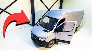 1:18 MERCEDES SPRINTER 2018 macheta by norev