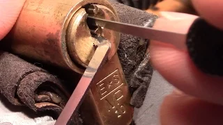 (picking 231) 6 pin euro cylinder (E*S MP10) picked, gutted, key control explained + LOCKWOOD trick
