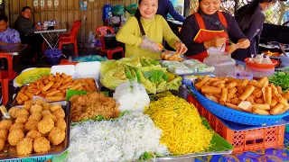 Under $1 Khmer FAST Food Store ! Crispy Fried Spring Rolls, Num Krok, Yellow Pancake in Battambang