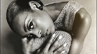 Naomi Sims - 1st Black Supermodel who overcame C0L0RISM from her mom & agencies