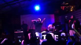 Schoolboy Q - Hands On The Wheel (Live) - SXSW 2012