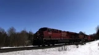 SURPRISE! CP 8892 near Eady (09MAR2013)