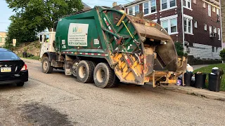 WM Mack MRU McNeilus Garbage Truck Crushing Garbage Piles