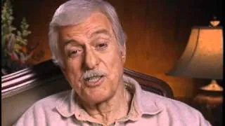 Dick Van Dyke discusses starring in "Diagnosis Murder" - EMMYTVLEGENDS.ORG