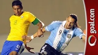 Paulinho goal from Neymar free kick in Brazil v Argentina Superclasico!