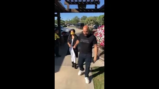 LUPILLO RIVERA SORPRENDE A SU HIJA CON HERMOSA SORPRESA POR SUS 15 AÑOS 😍