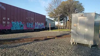 RARITAN CENTRAL RAILROAD Pulled by 2 High nosed GP38-2 s in Edison,NJ 5-9-22