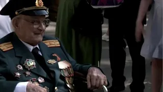 102-jähriger Veteran überlebt Corona-Infektion