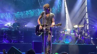 Keith Urban “Blue Ain’t Your Color” Live at iThink Financial Amphitheatre
