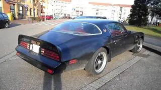 Pontiac Firebird trans-am Startup and loud sound !!